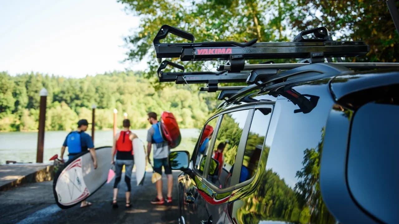 Jak przewieźć kajak bezpiecznie i skutecznie - sprawdź metody i porady
